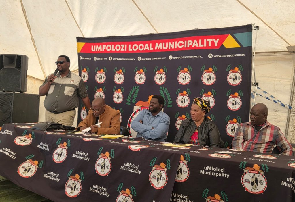 uMfolozi Municipality Hands Over Ndondwane Access Road to Nxebeni Community